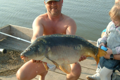 950-kg-os-pikkelysoros-04.24-en